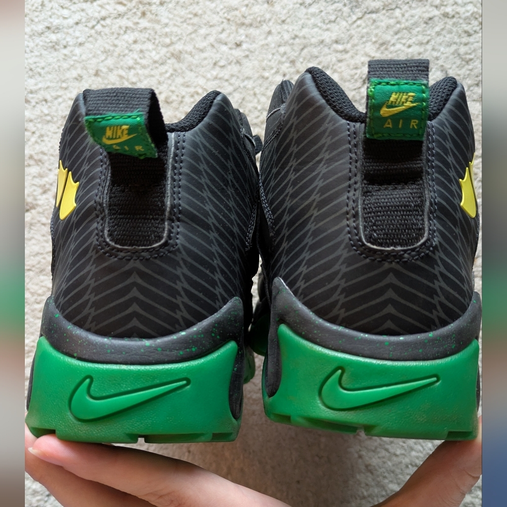 Nike Air Mission PRM 'Oregon Ducks' sneaker, Size 9.5 - Picture 5 of 8
